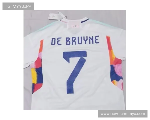 世界杯球衣设计引热议：传统与创新的较量